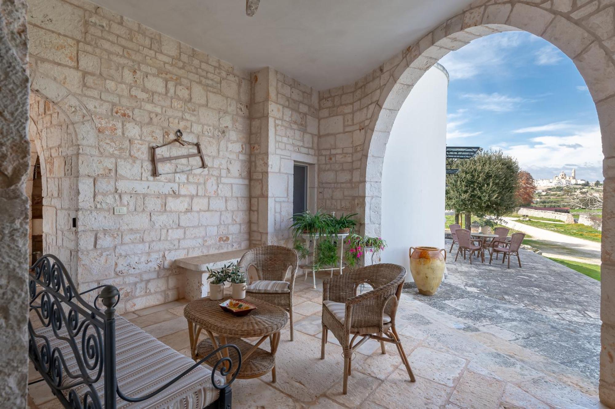 Agriturismo Masseria Aprile Locorotondo Exterior photo